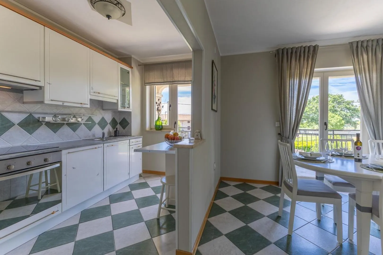 Chiara Apartment Kirmenjak